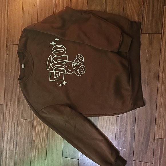 ROMWE Tops - Romwe womans sweat shirt